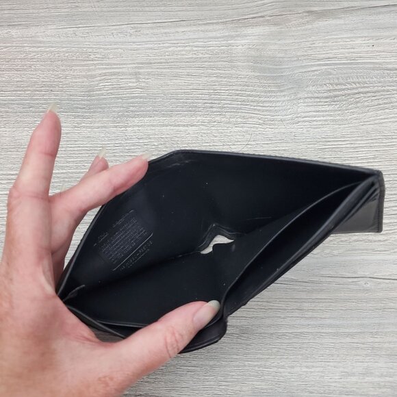 Star Wars x Coach 3 in 1 wallet with Darth Vader - Picture 7 of 10